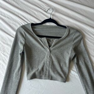 SHEIN sxy notch neck popper front crop tee